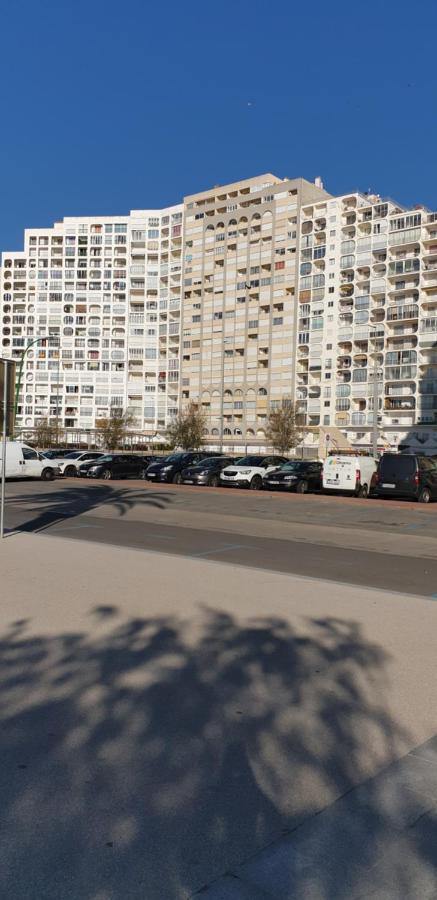 Les Pieds Dans L' Eau Apartment Empuriabrava Luaran gambar